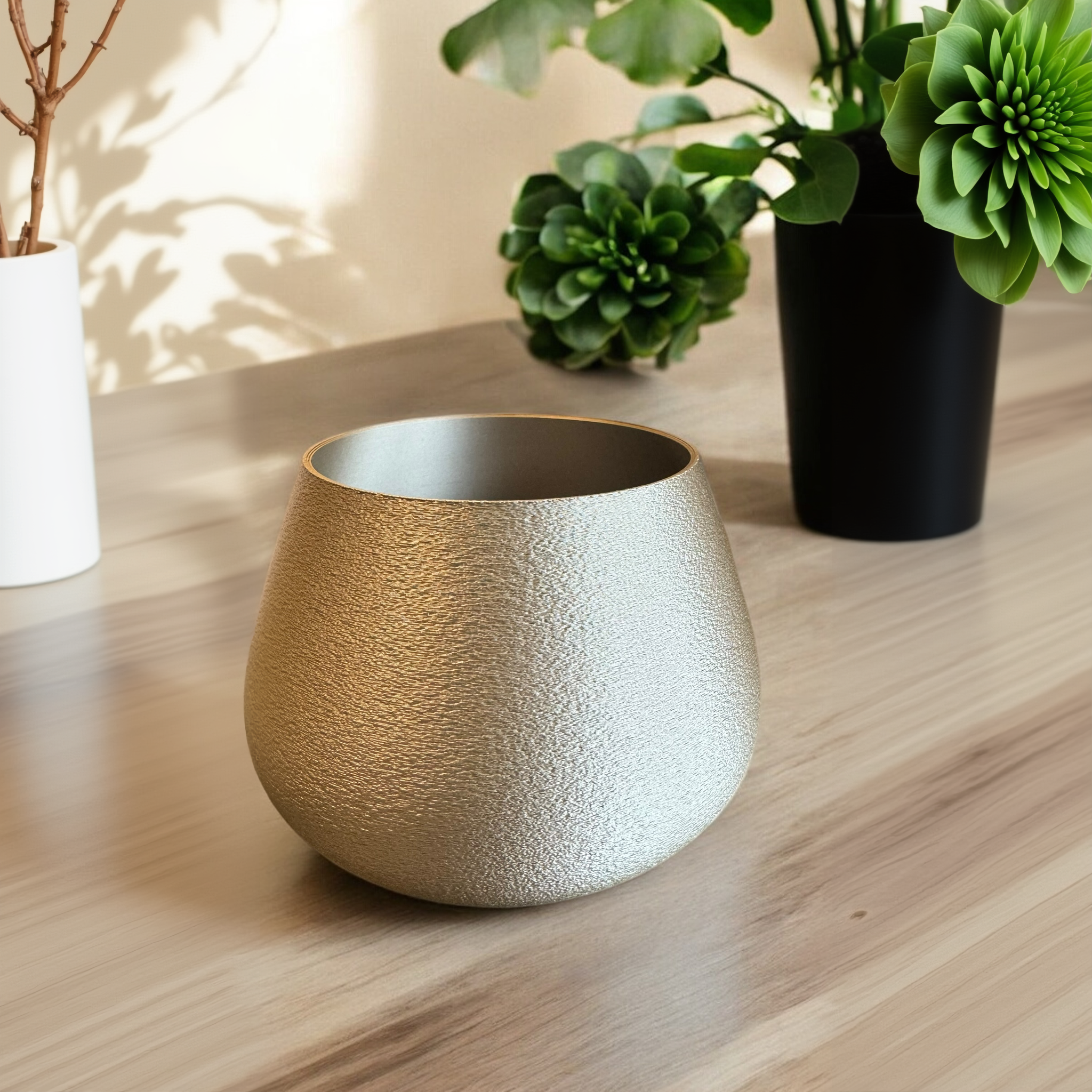 Fuzzy Planter Iridium Gold Metal