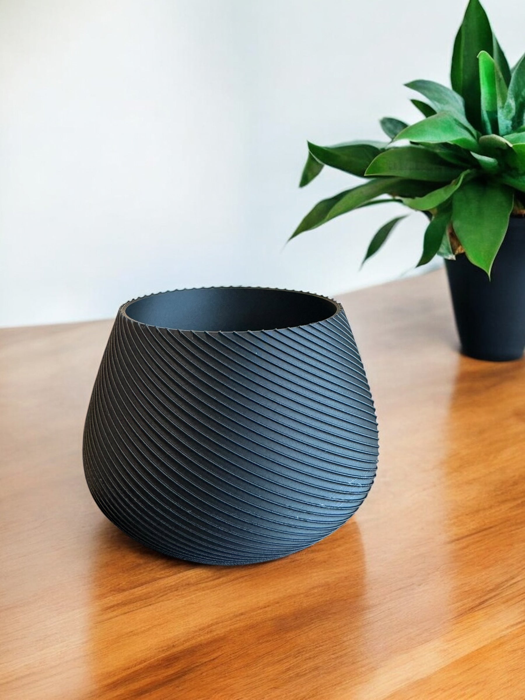 "UnoStrip" Planter